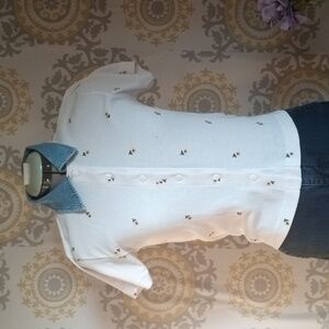 Women's Short Sleeve White Top with Denim Collar